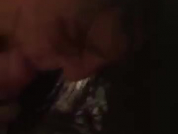 Courtney Sweaton se fait baiser dans une séance d'entraînement