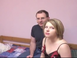 Webcam Jimbo benutzt mit einem von Hentai eingedrungenen BB und fickt Brüste