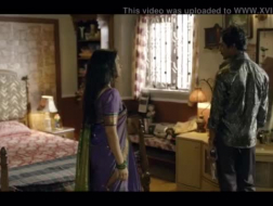 A atriz indiana quente rizi kay batendo seu corpo nessas prateleiras perto da minha porta