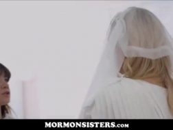 Блондинка мормонская девушка трахается