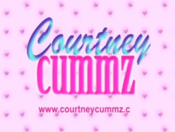 Courtney Cummz en haar nieuwe minnaar gingen naar zijn huis omdat ze allebei een triootje wilden