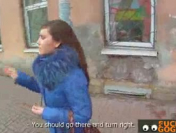 L'adolescente tchèque classe la star de Lela veut une belle éjaculation après le Sex Pov