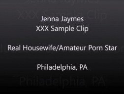 Bedårende Jenna Jaye som jukser på partneren sin.