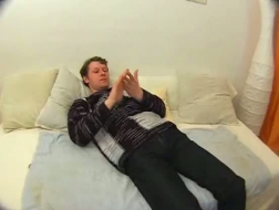 Madura rusa futa obtiene su delicioso coño golpeado en la webcam