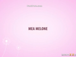 Mea Melone har fantastisk sex med en svart fyr som ikke er hennes partner