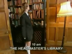 Des écolières coquines partagent une énorme bite après avoir été dans la bibliothèque
