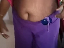 Quente indiana mulher tatuada pego se masturbando com ela Sexo brinquedo