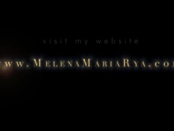 Fit Melena Grey woskuje swoją idealnie wygoloną cipkę zaraz po miłym seksie