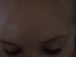 Russisk blondine blir spikret og spruter som aldri før, uten å vite om et skjult kamera