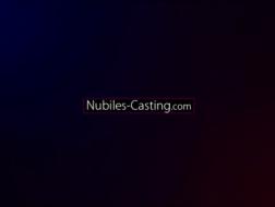 Nubiles Casting - Die züngeln, den sie wichst und befriedigt