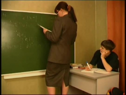 Læreren gnir seg på jenta