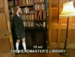 Ein Bücherei fickt Deepthroat- muschi blank