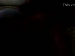 Neela Loo prend une bite noire en levrette dans sa chatte