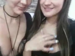 Lesbiana con novia colombiana