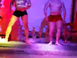 Bailarines de lesbianas calientes Pawg Danny Bangkok entre sí