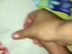 Dois bebês relaxantes no grupo de meia -calça sesh com dedo na buceta