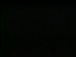 Великолепная венгерская брюнетка делает бурение на своей любящей киске рано утром
