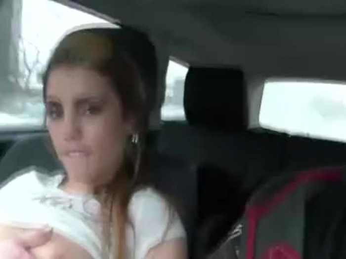 incipientes frigs prostituta irmã Shana Lane em um carro