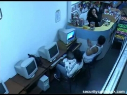jeune follada un jovencita en cybercafé de madrid - pornoespanolonline.co
