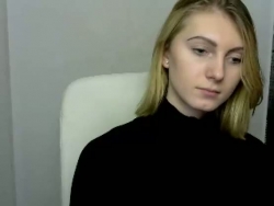 find6.xyz Teenager agnneess auf die Live-Webcam liebäugelt