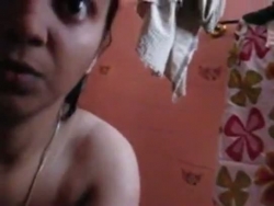 auto enregistrée mms film de super-chaud indien poupée collégial prise douche