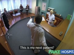 pintinho jovem fakehospital com bod impressionante pego ficando porked pelo médico