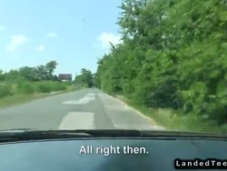 autostoppista duo humping in auto di straniero
