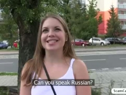 russisk super-steamy dame Ales blir boned av den falske agenten i buskene